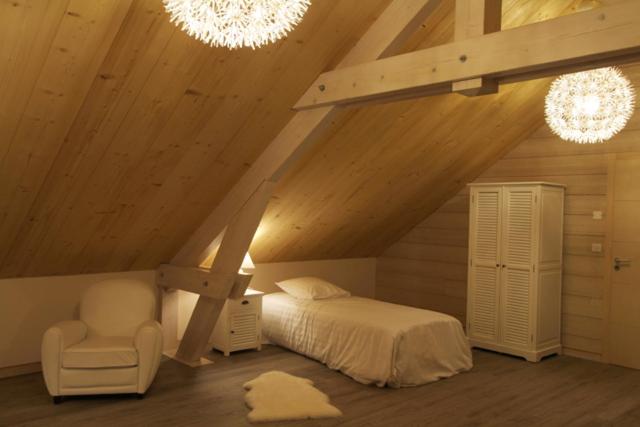 Люкс с Балконом, Chambres D'hôtes Couleurs Bois & Spa