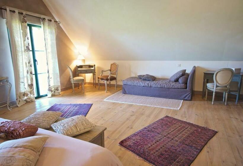 جناح, Entre Vignes Et Châteaux