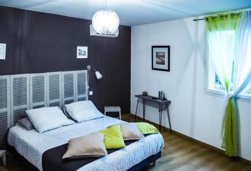 Номер Стандарт, Hôtel U Passa Tempu