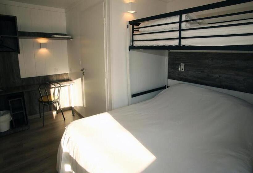 Номер Стандарт Трехместный, Fasthotel Albertville