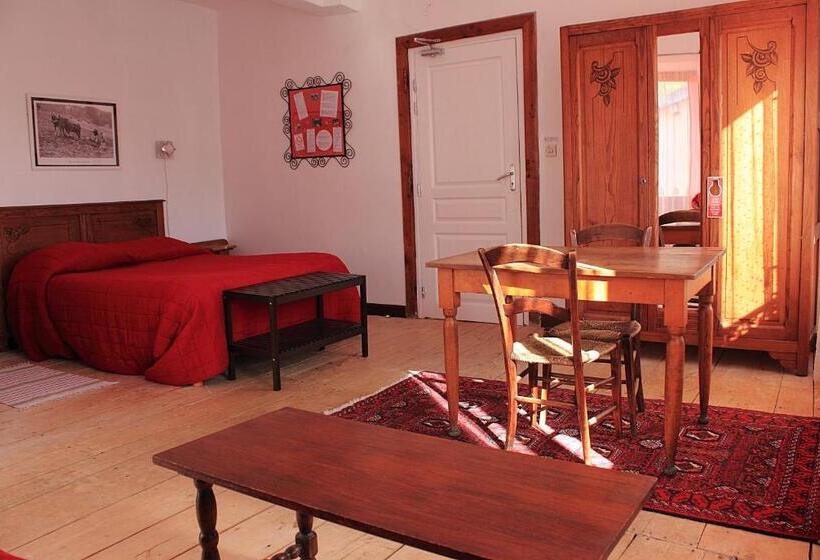 Четырехместный Номер Стандарт, Auberge Du Haut Salat