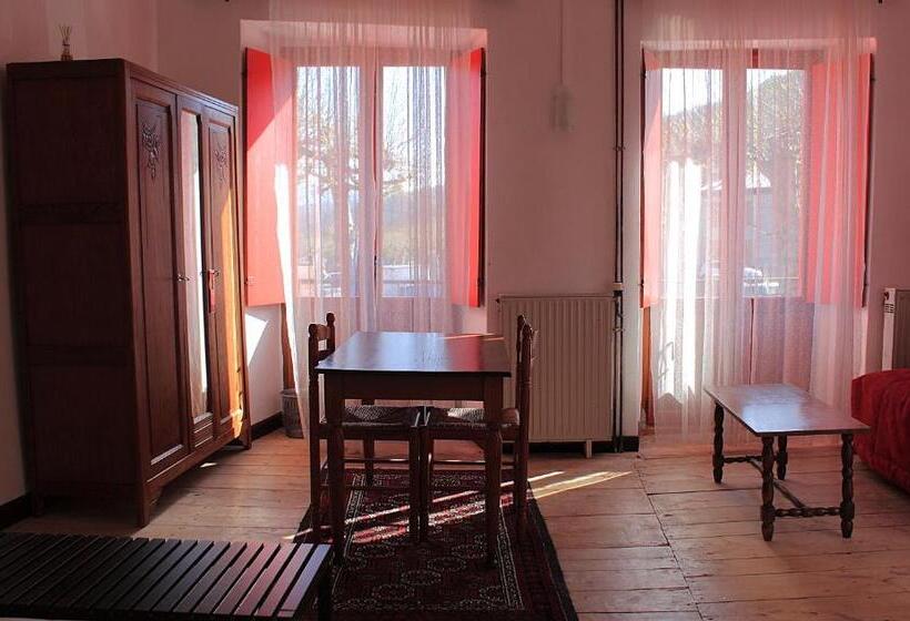 Четырехместный Номер Стандарт, Auberge Du Haut Salat