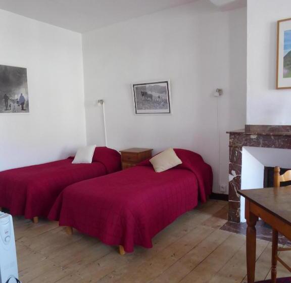 Четырехместный Номер Стандарт, Auberge Du Haut Salat