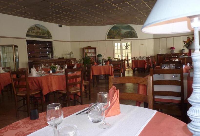 Номер Стандарт Вид на Сад, Hôtel Du Lion D'or