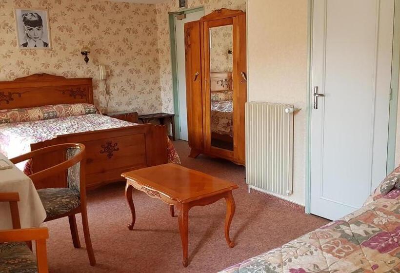 Номер Стандарт Трехместный, Hôtel Du Lion D'or