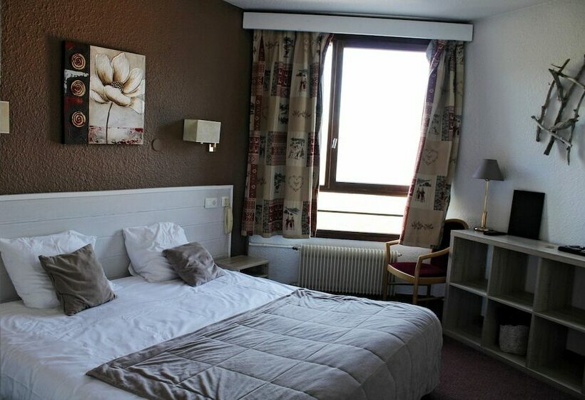 Номер Стандарт, Hôtel L Escale Blanche