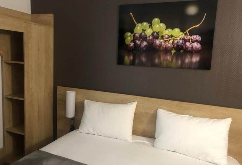 Номер Стандарт, Wood Inn Bordeaux Aeroport
