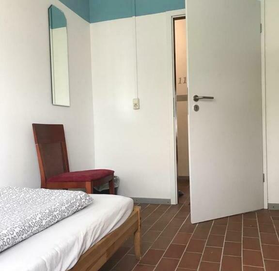 공동 객실, M&r Hostel