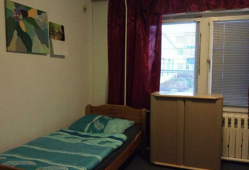 공동 객실, M&r Hostel