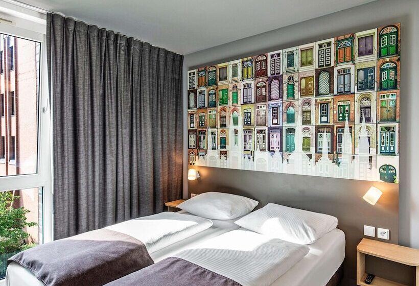 标准三人间, B&b Hotel Lübeck