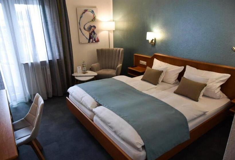 Quarto Estandar com Sacada, Martins Klause Airport Messe Hotel   Self Check In
