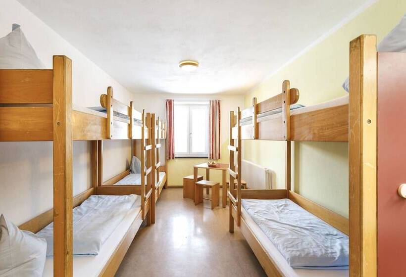 Семейный Номер, Djh Jugendherberge Oberstdorf   Membership Required!