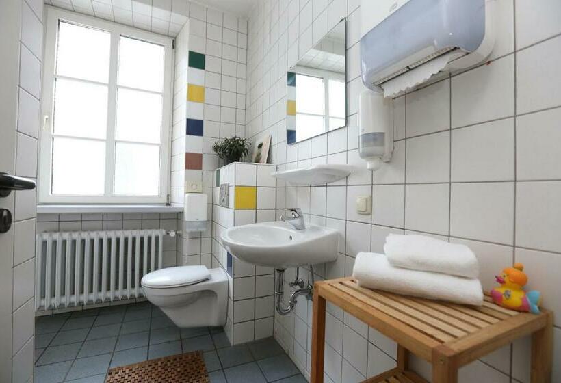 バスルーム共有のシングルスタンダード, Kolping Hostel Trier Im Warsberger Hof