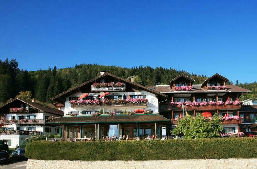 חדר מלכותי, Seehotel Hartung & Ferienappartements