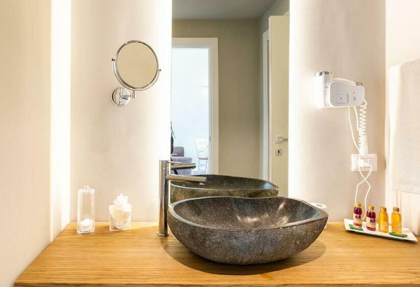 سوییت خانوادگی, Kepos Etna Relais & Exclusive Spa