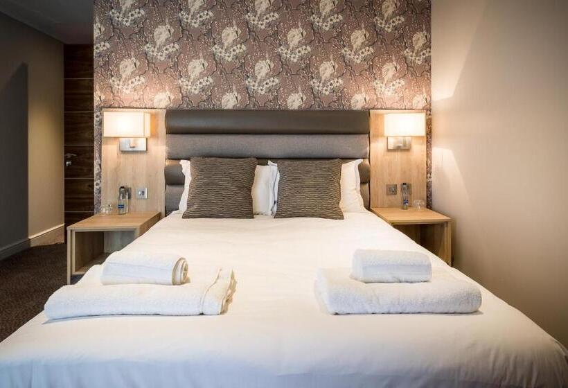 Номер Стандарт Адаптированный для Инвалидов, The Residence Hotel At The Nottinghamshire Golf & Country Club