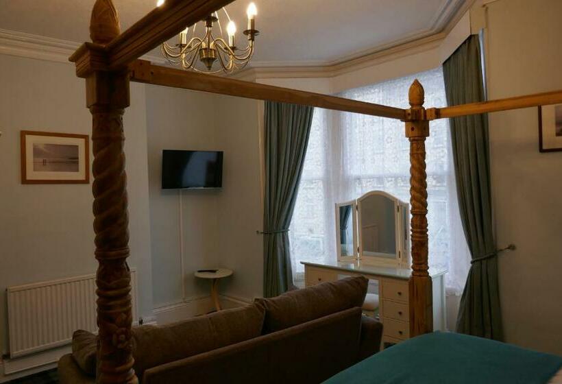 Quarto Estandar Cama King, The Boundary