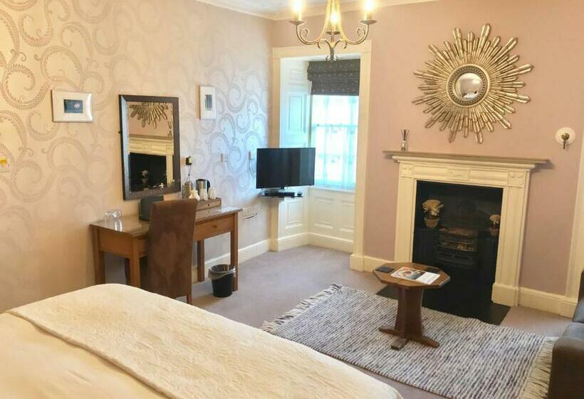 Junior Suite Deluxe, 17 Burgate
