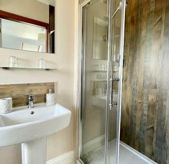 غرفة سوبيريور, Bojangles Guest House