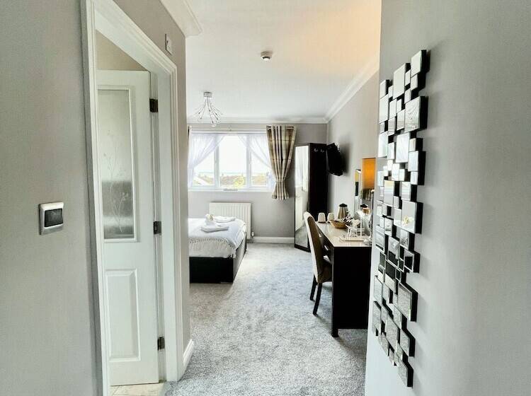 غرفة سوبيريور, Bojangles Guest House