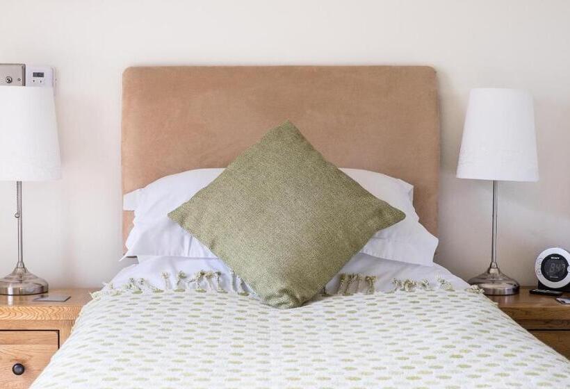 古典房间, Canaston Oaks