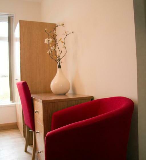 Quarto Estandar, Somerfield Lodge