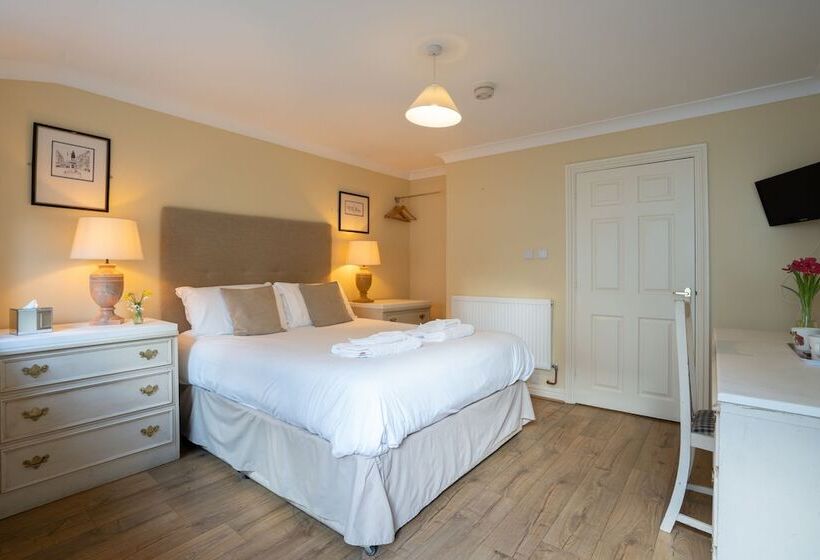 غرفة قياسية, The Bedingfeld Arms