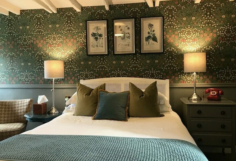 スタンダードルーム, The Bridge House