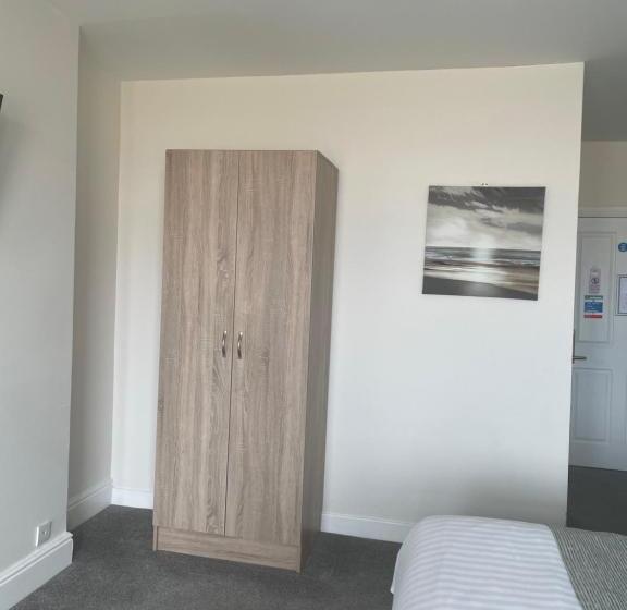 Deluxe Suite King Bed, The Clarendon