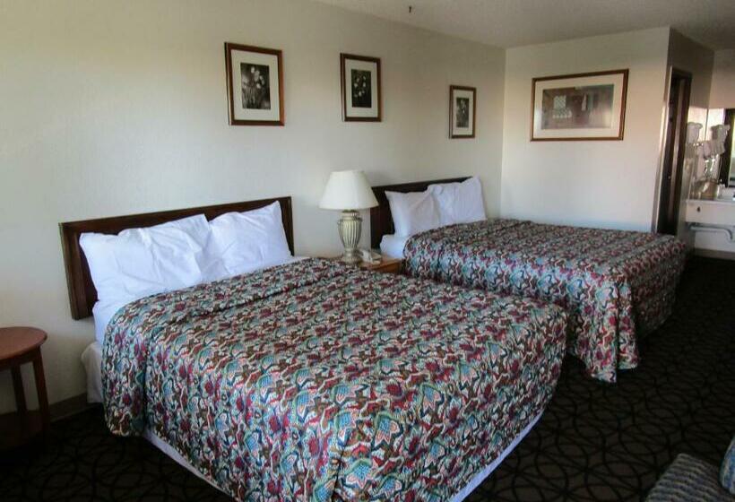 Номер Стандарт, Northwoods Motel