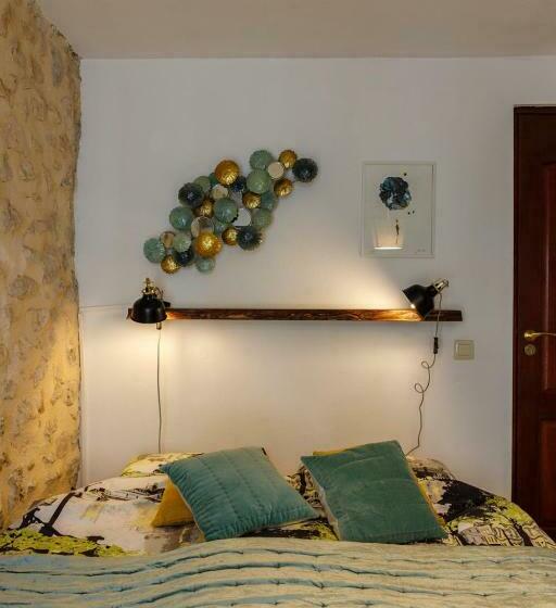 Quarto Estandar, Dios Esta Bien