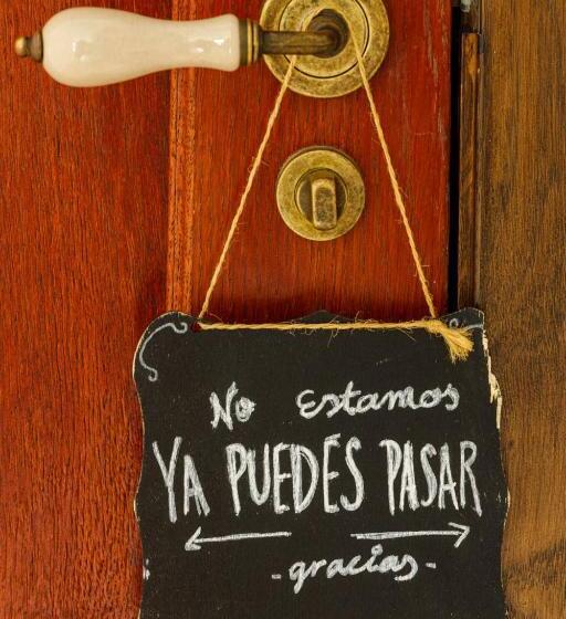 标准间带露台, Dios Esta Bien