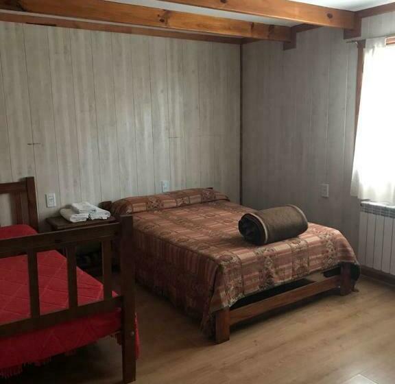 اتاق استاندارد سه نفره, Hostel De Las Manos