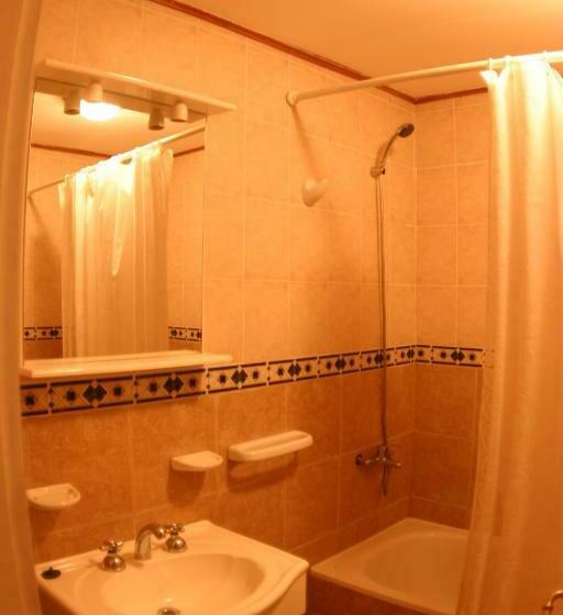 اتاق استاندارد سه نفره, Hostel De Las Manos