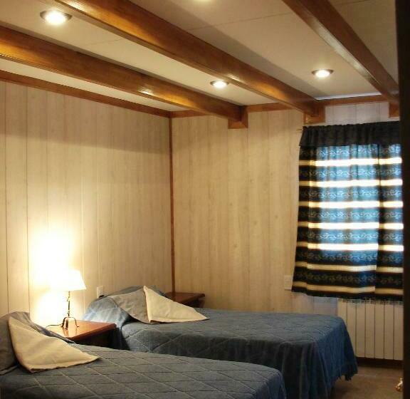 اتاق استاندارد سه نفره, Hostel De Las Manos