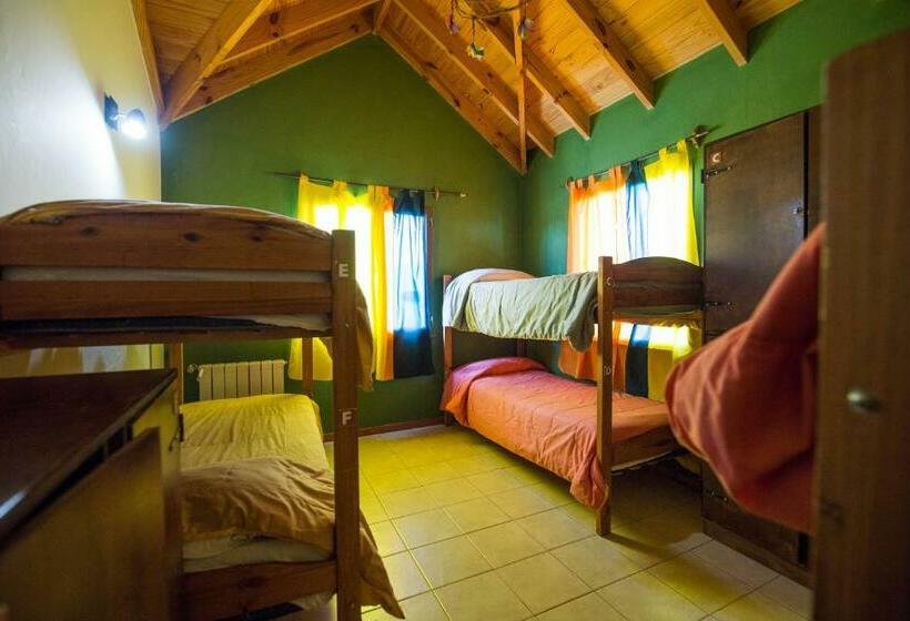 تختخواب در اتاق مشترک, Hostel Nakel Yenu