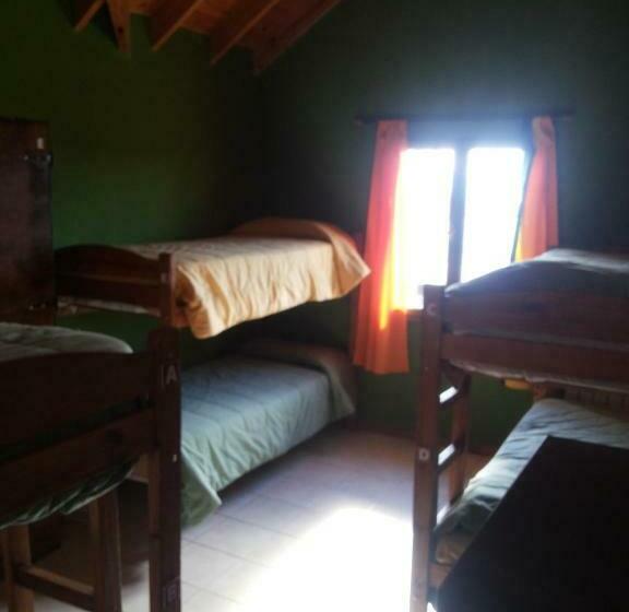 تختخواب در اتاق مشترک, Hostel Nakel Yenu