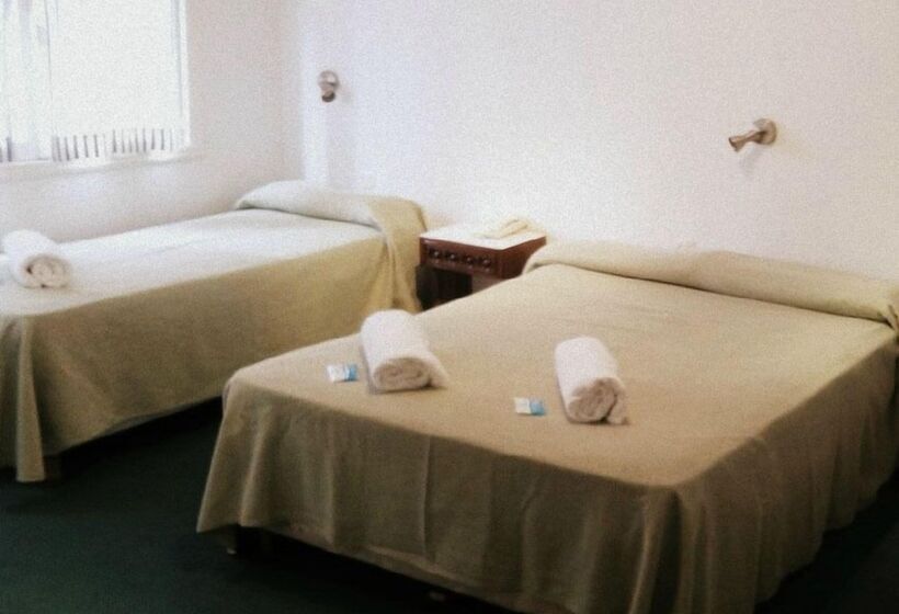 Standard Triple Room, Foeva