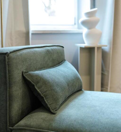 اتاق لوکس, Kalm Stay   A Design Apart