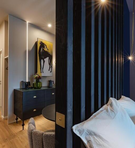 استودیوی استاندارد, Kalm Stay   A Design Apart