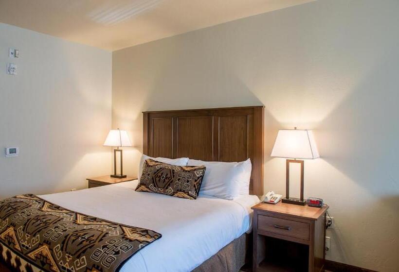 Номер Deluxe Кровать Кинг, Cedar Creek Lodge & Conference Center