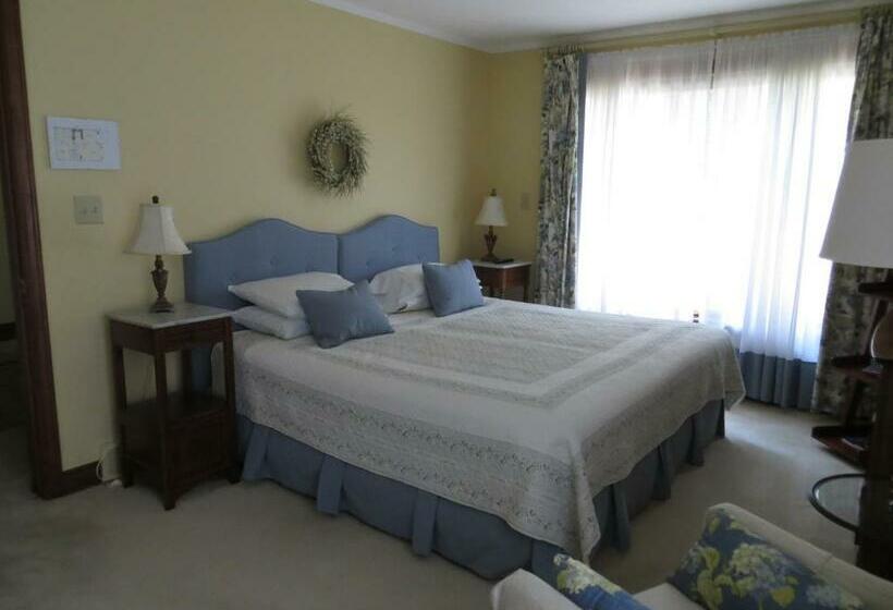 キングサイズベッドのスタンダードルーム, Cedar Gables Bed & Breakfast