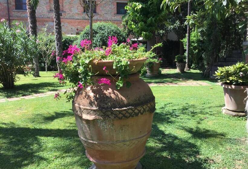 غرفة قياسية ثلاثية, Fonte Del Castagno