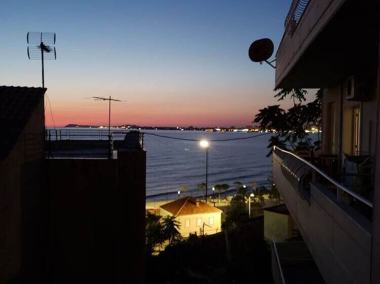 1 Bedroom Apartment Sea View with Balcony, Nacional