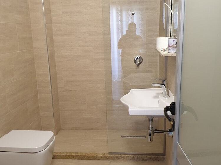 Habitación Estándar con Balcón, Nacional