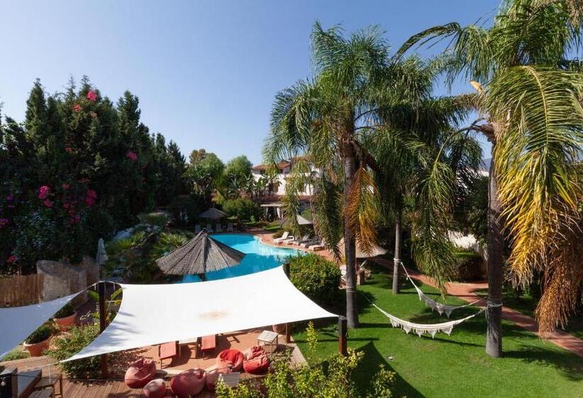 سوییت جونیور لوکس, Nora Club Hotel & Spa