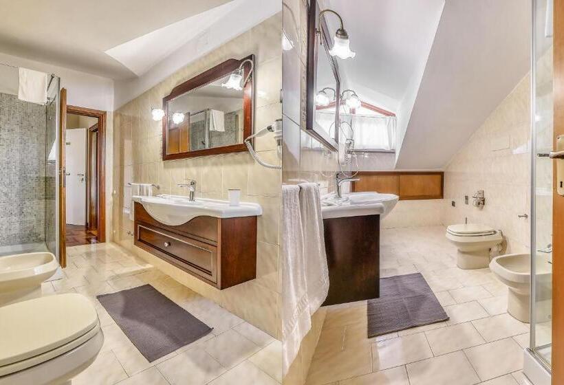 Семейный Номер, Villa De Santis
