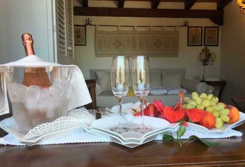 سوییت جونیور لوکس, Nora Club Hotel & Spa