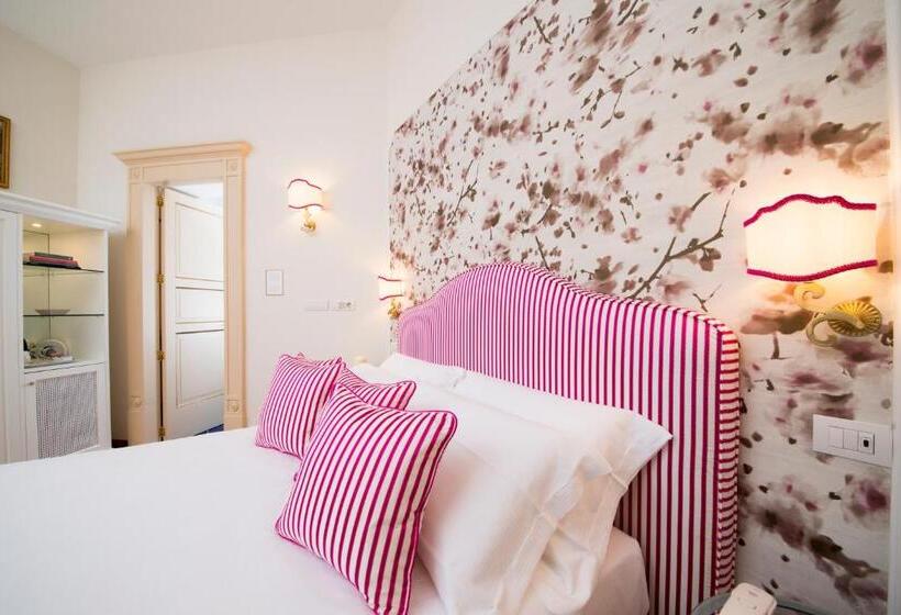 Номер Стандарт, B&b Maiure