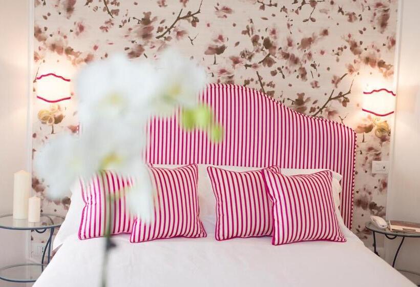 Номер Стандарт, B&b Maiure